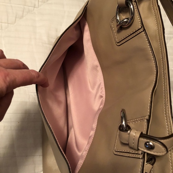 Coach Zip Tote 19456 - Picture 8 of 14